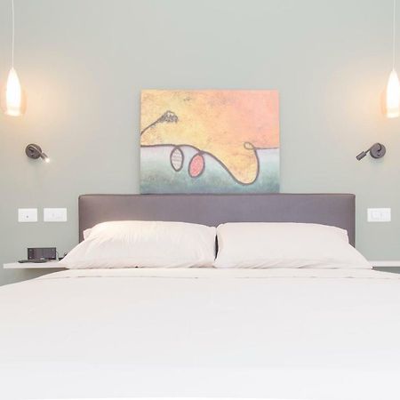 Brand New Apt In Porta Romana Milánó Kültér fotó
