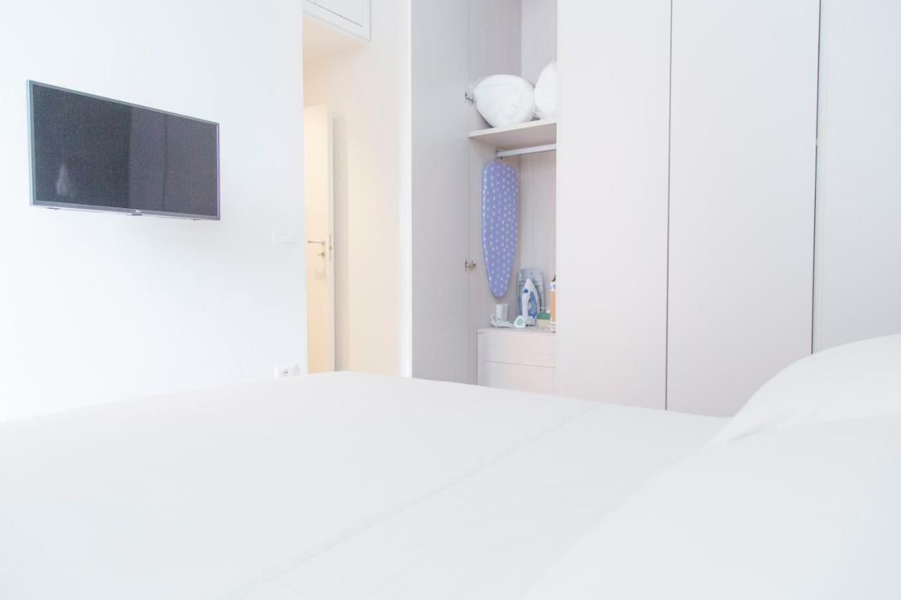 Brand New Apt In Porta Romana Milánó Kültér fotó