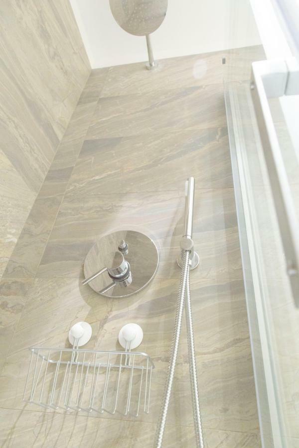 Brand New Apt In Porta Romana Milánó Kültér fotó